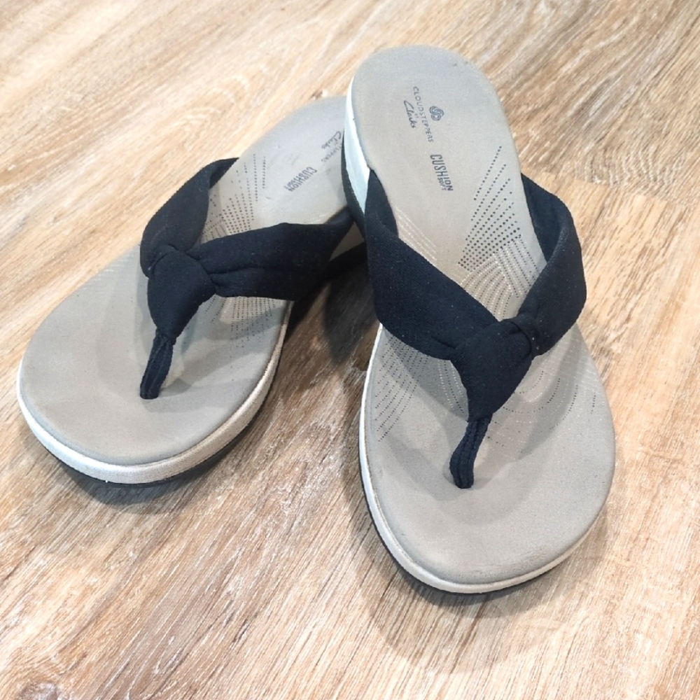 💙🩴 Cloudsteppers by Clarks Women's Navy Blue and Gray Sandals size 7.5 🩴💙